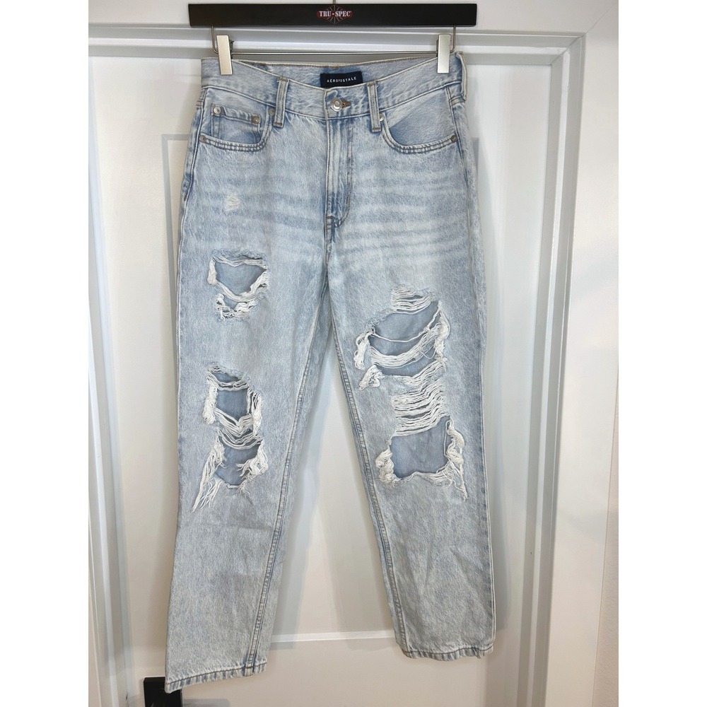 Aeropostale Mom Jean Light Wash High Rise‎ Distressed Ripped Denim Size 4